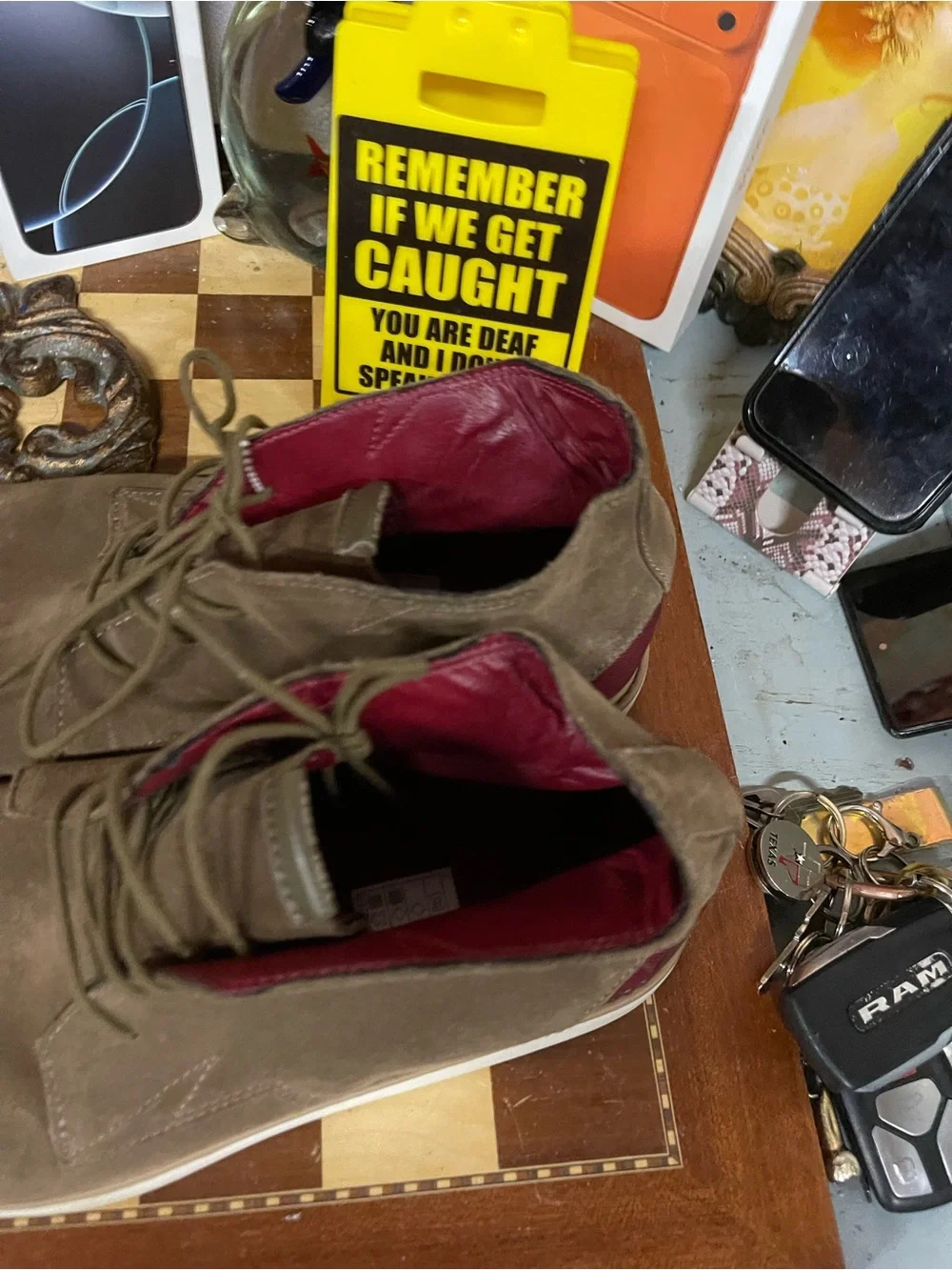 Volcom Del Mesa chukka boots featuring a chestnut brown suede upper